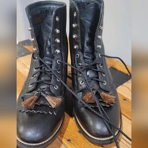 Ariat Lace Up Cowboy Boots With Horse Hair Tassels 7B medium  EUC